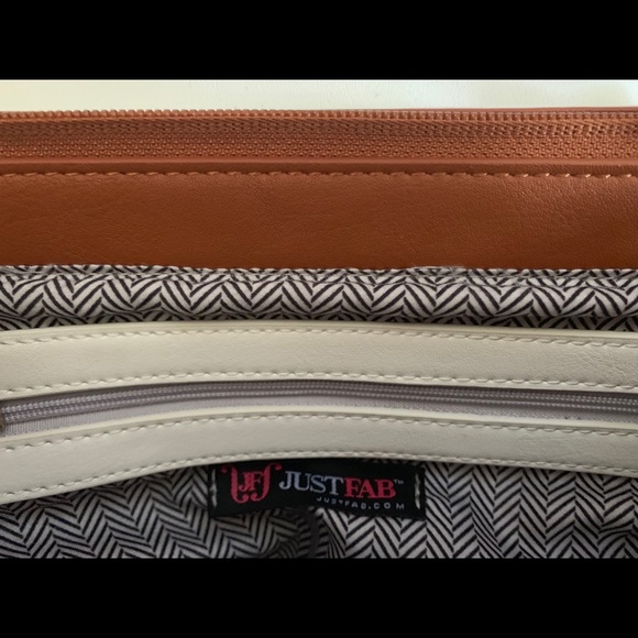 Pocketbook - Picture 3 of 5